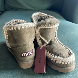 MOU Glacier Boots